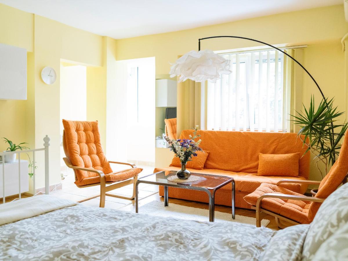 Appartamento Herastrau Arancia Studio - Business District Bucarest